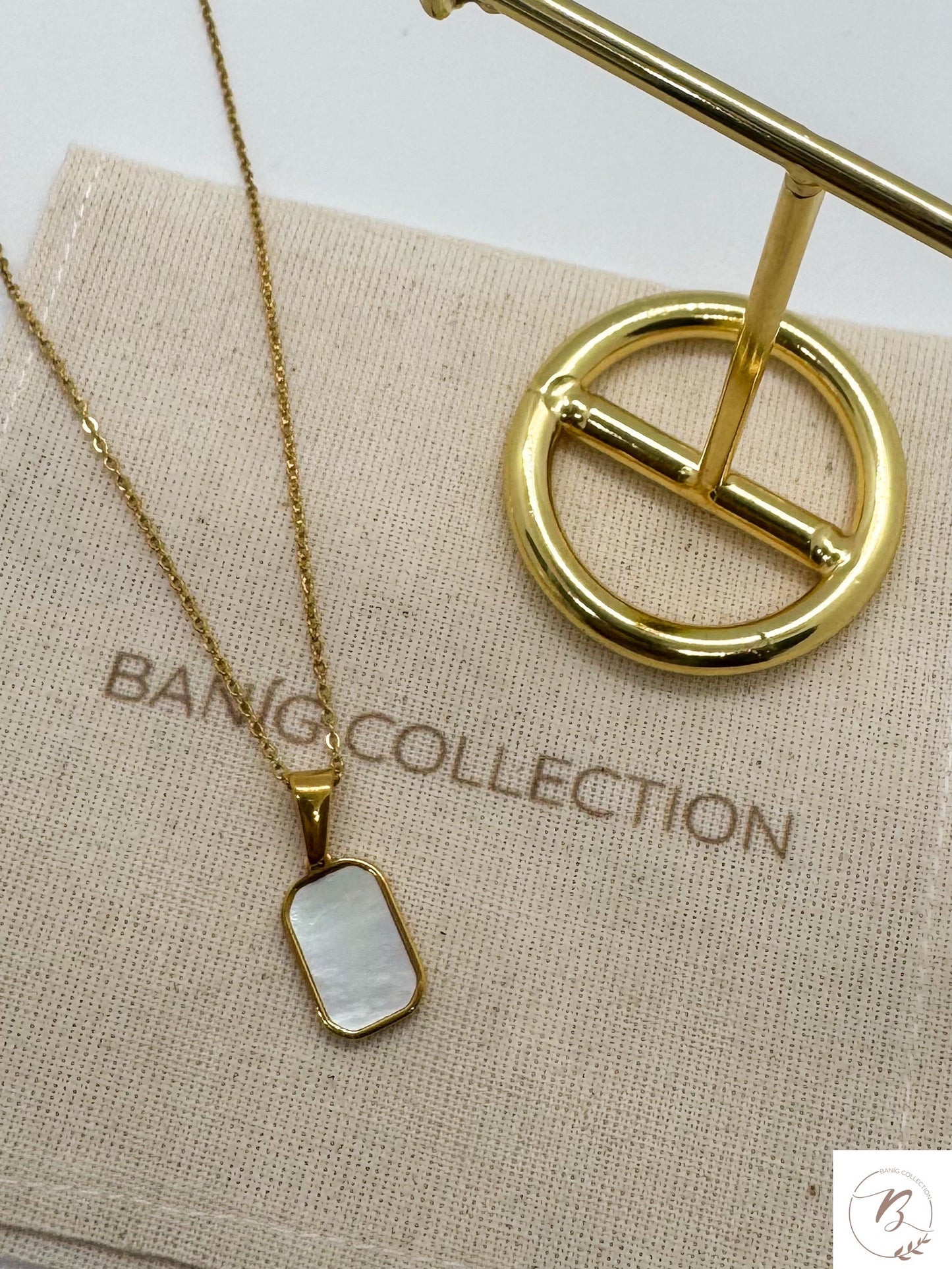 Diane Pendant Necklace