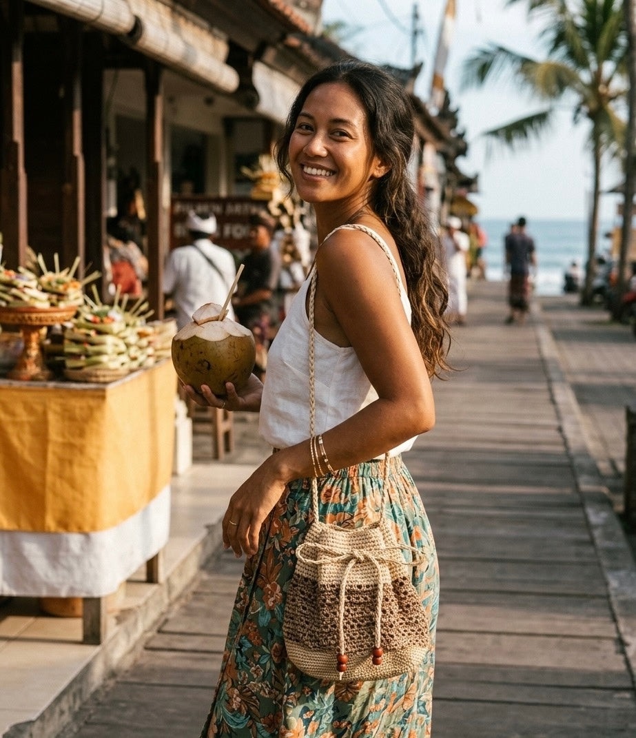 Lorna Raffia Body Bag