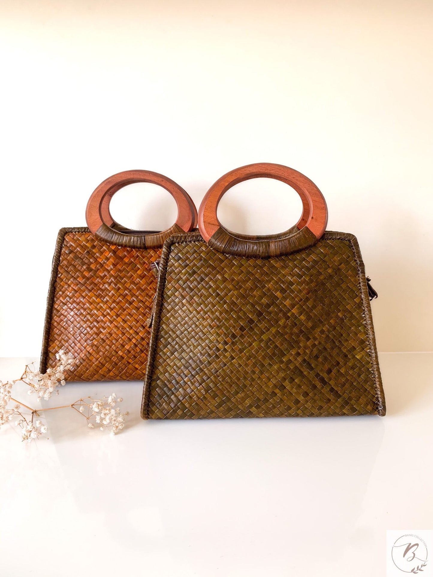 Carla Sling Bag (Medium Brown)