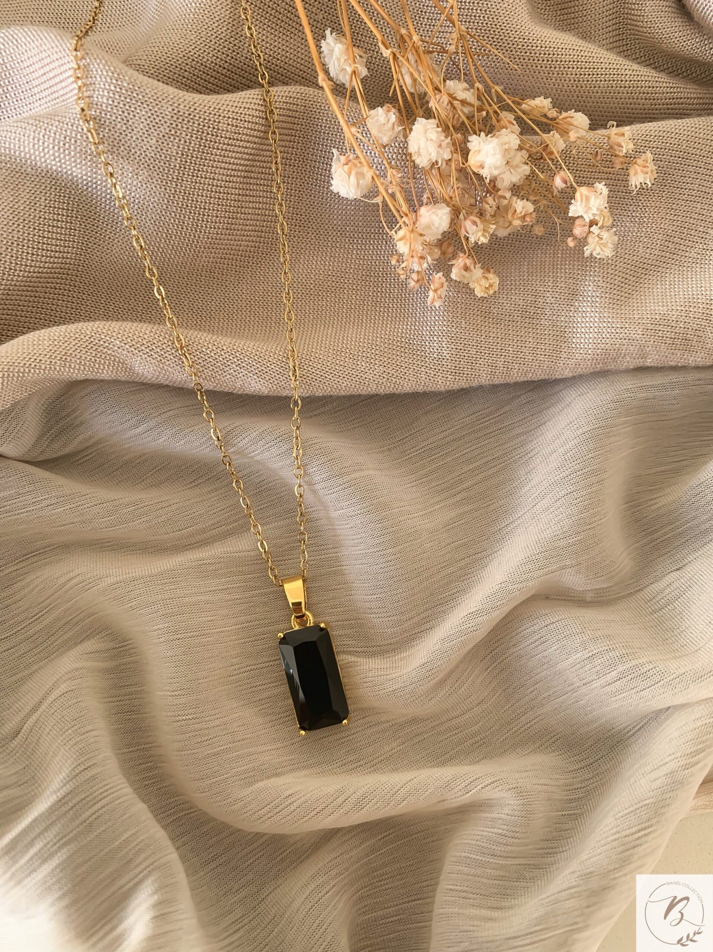 Classic Black Stone Pendant