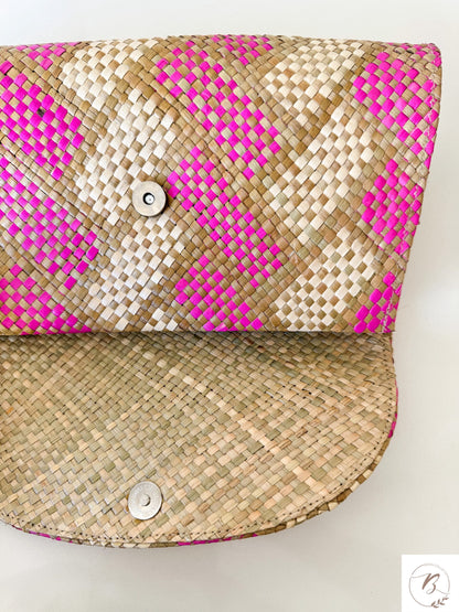 Mayumi Pochette