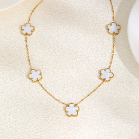 Raja White & Gold Flower Set