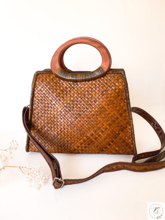 Carla Sling Bag (Medium Brown)