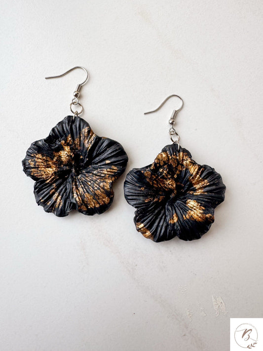 Jessie Molded Clay Earrings (Black)