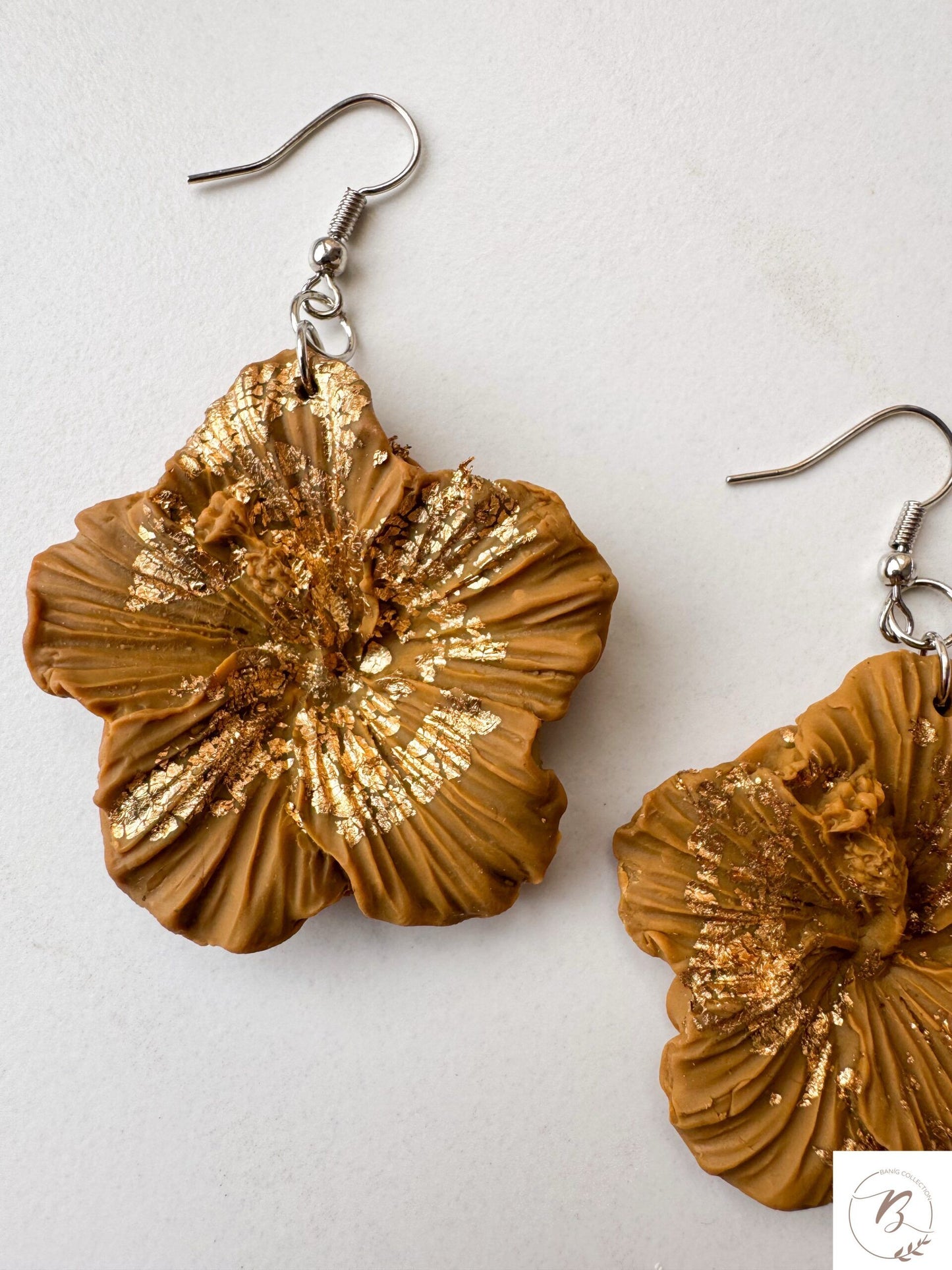 Jessie Molded Clay Earrings (Light Brown)