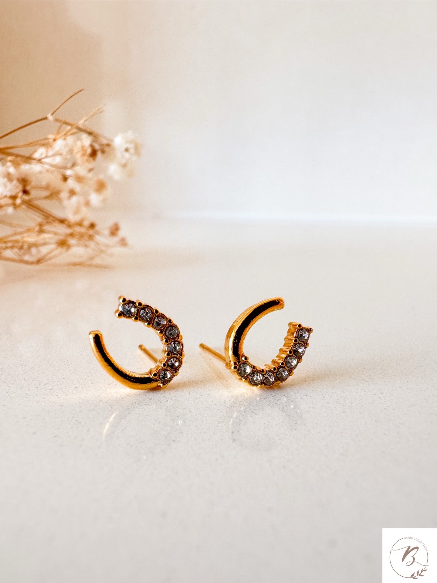 Liv Minimalist Studs