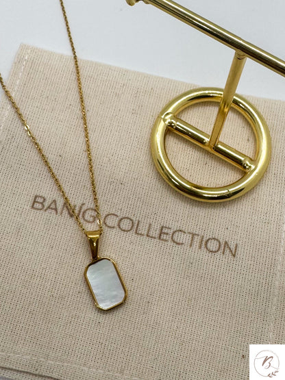 Diane Pendant Necklace