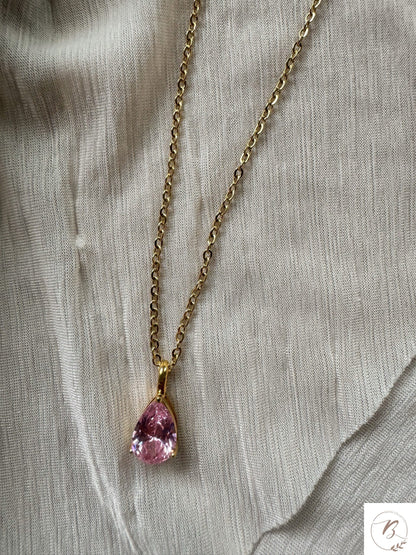 Rosy Rhea Necklace