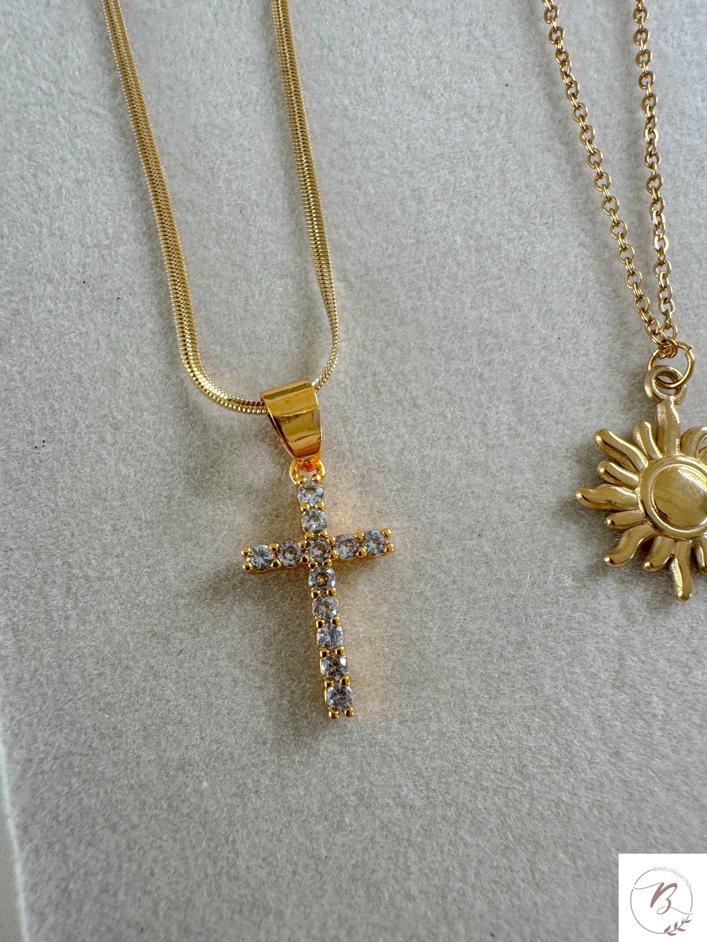 Cross Pendant Necklace
