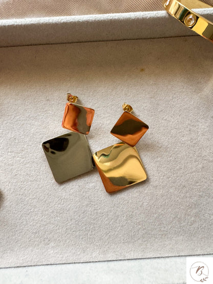 Kelly Dangle Earrings