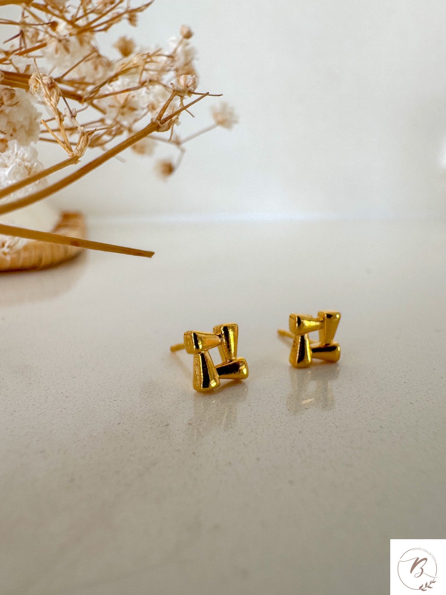 Mindy Everyday Studs