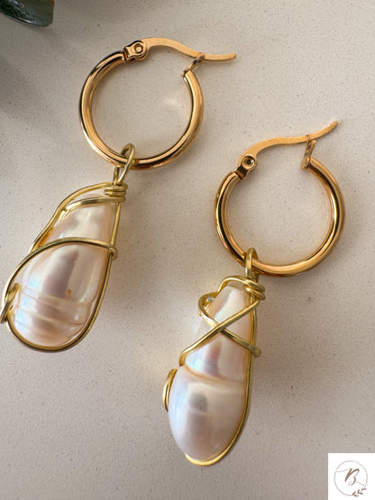 Thalia Freshwater Pearl Earrings
