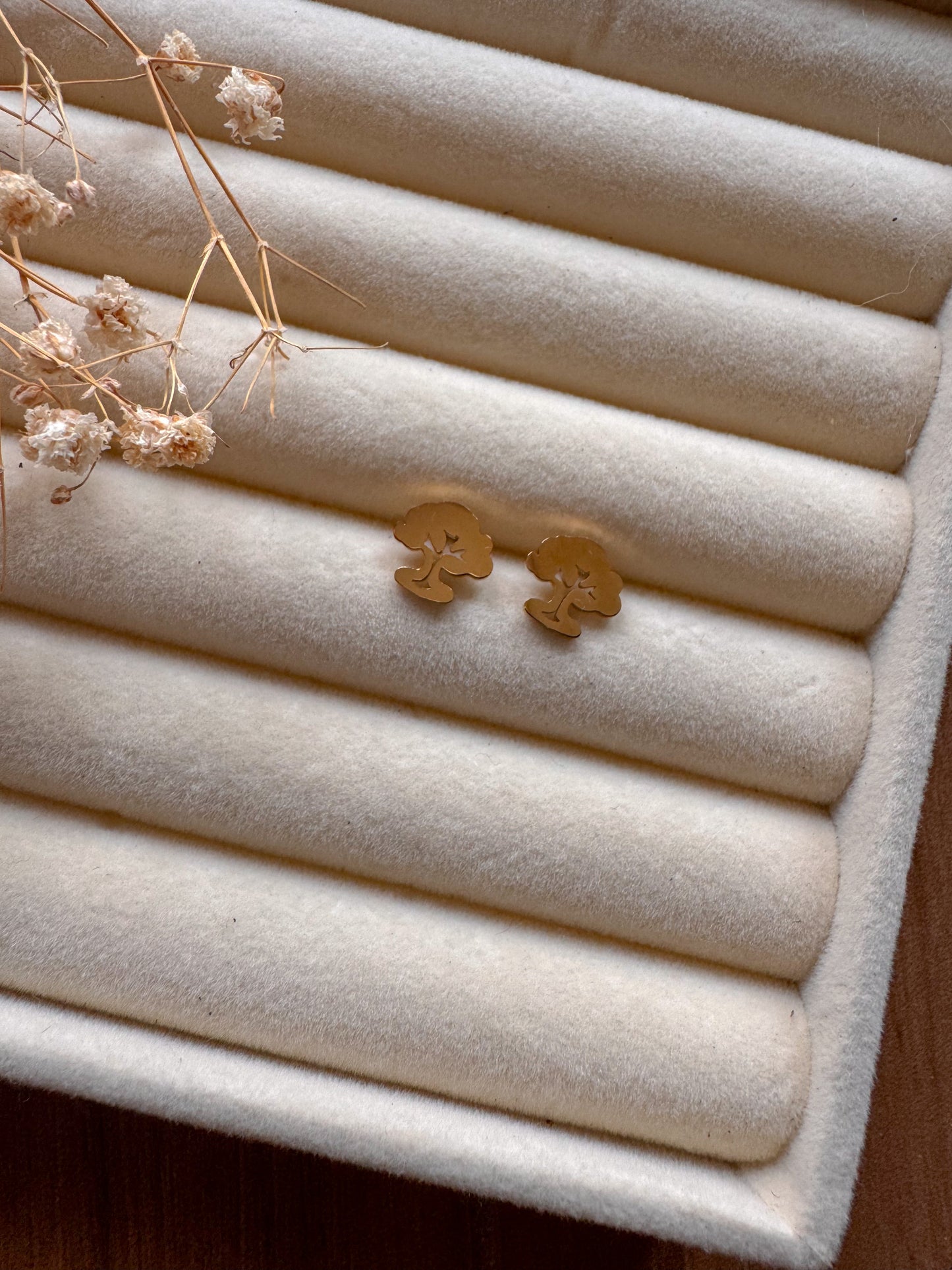 The Everyday Tree Studs