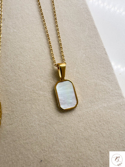 Diane Pendant Necklace