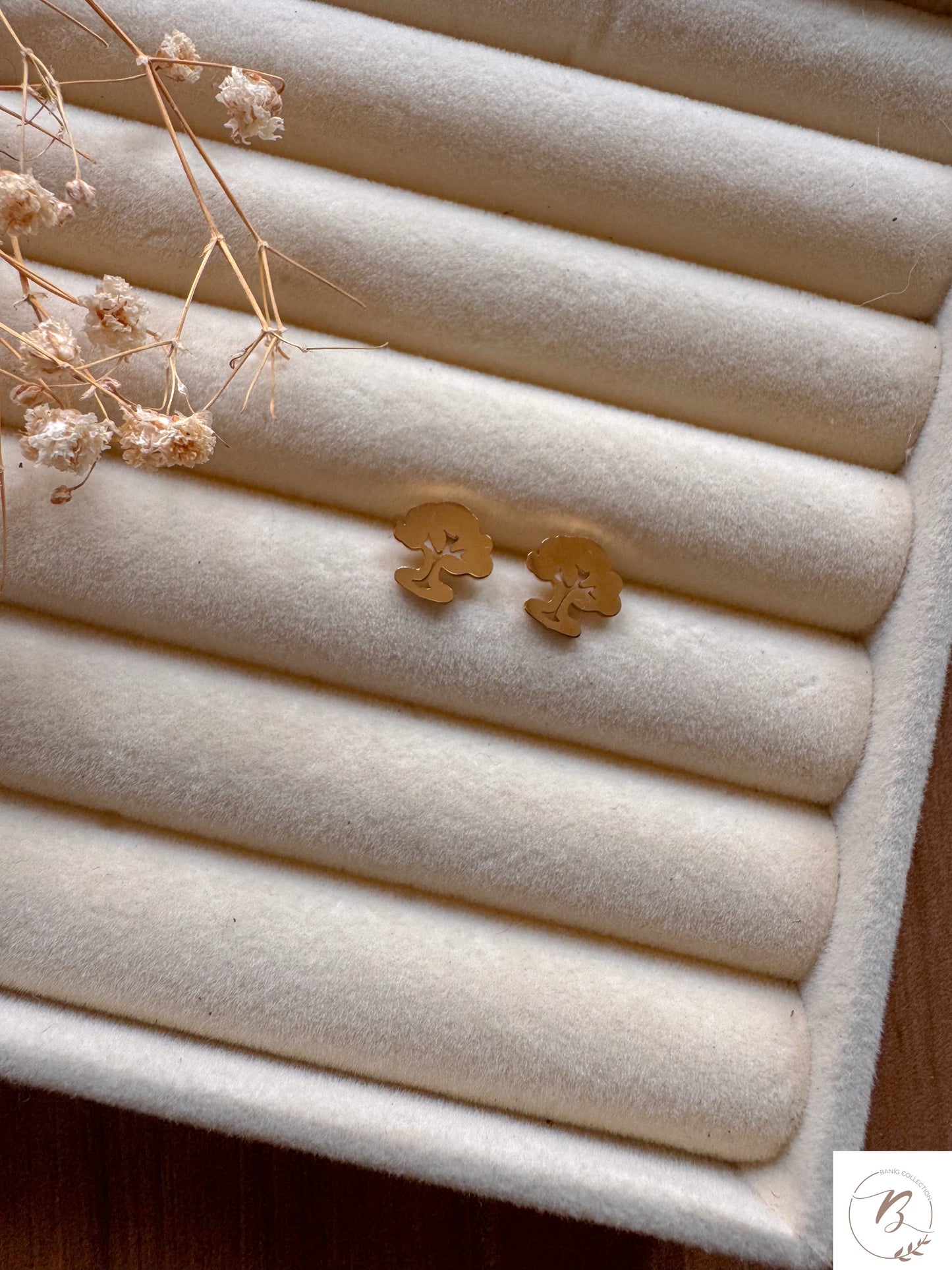 The Everyday Tree Studs