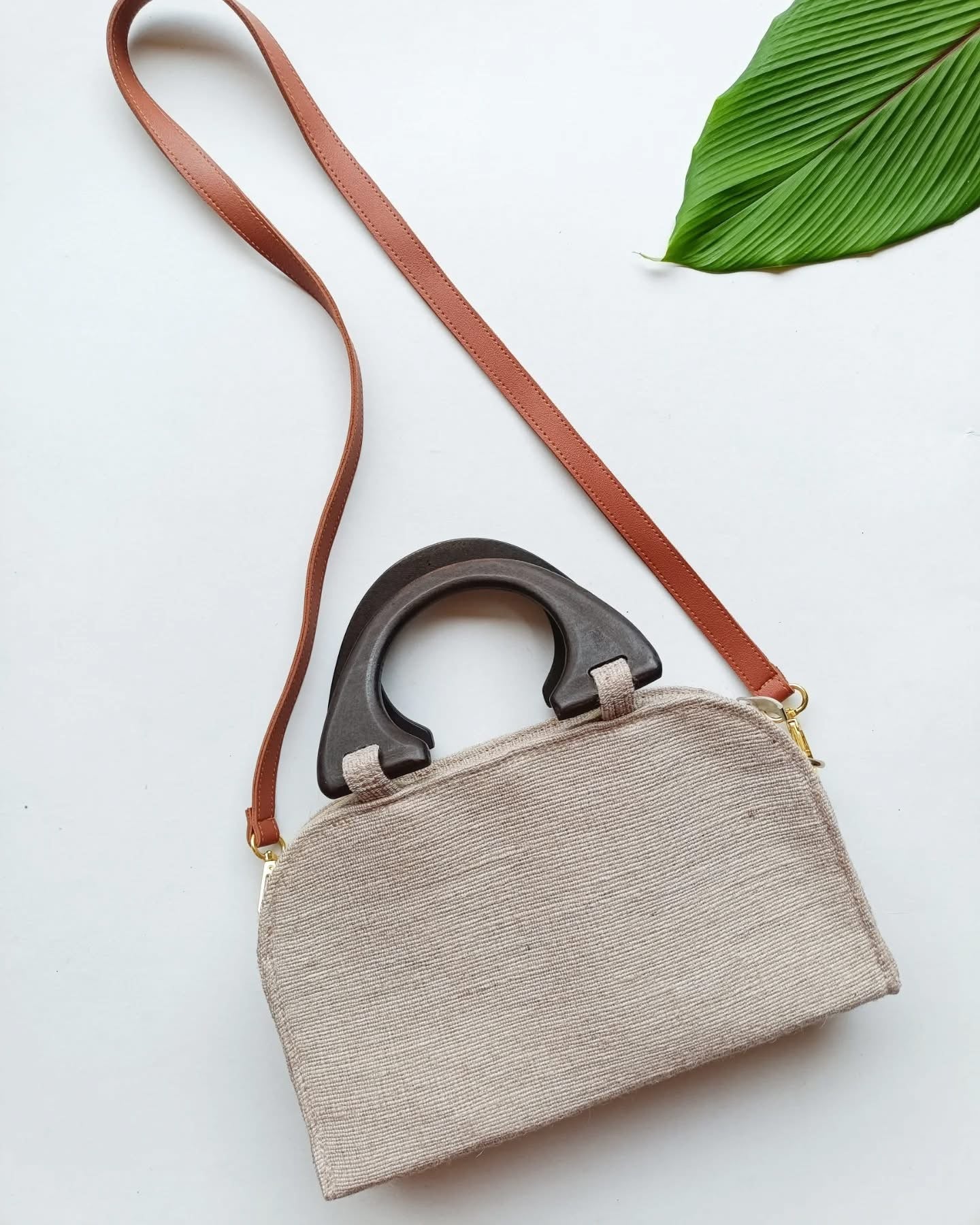 Kate Sling Bag (Natural White)