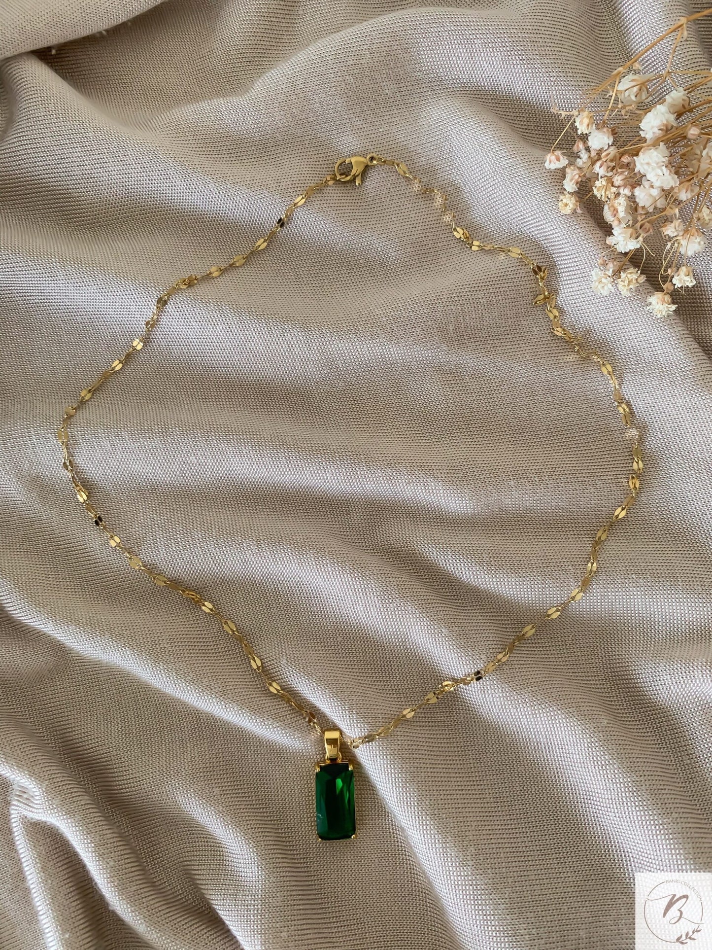 Classic Green Stone Pendant