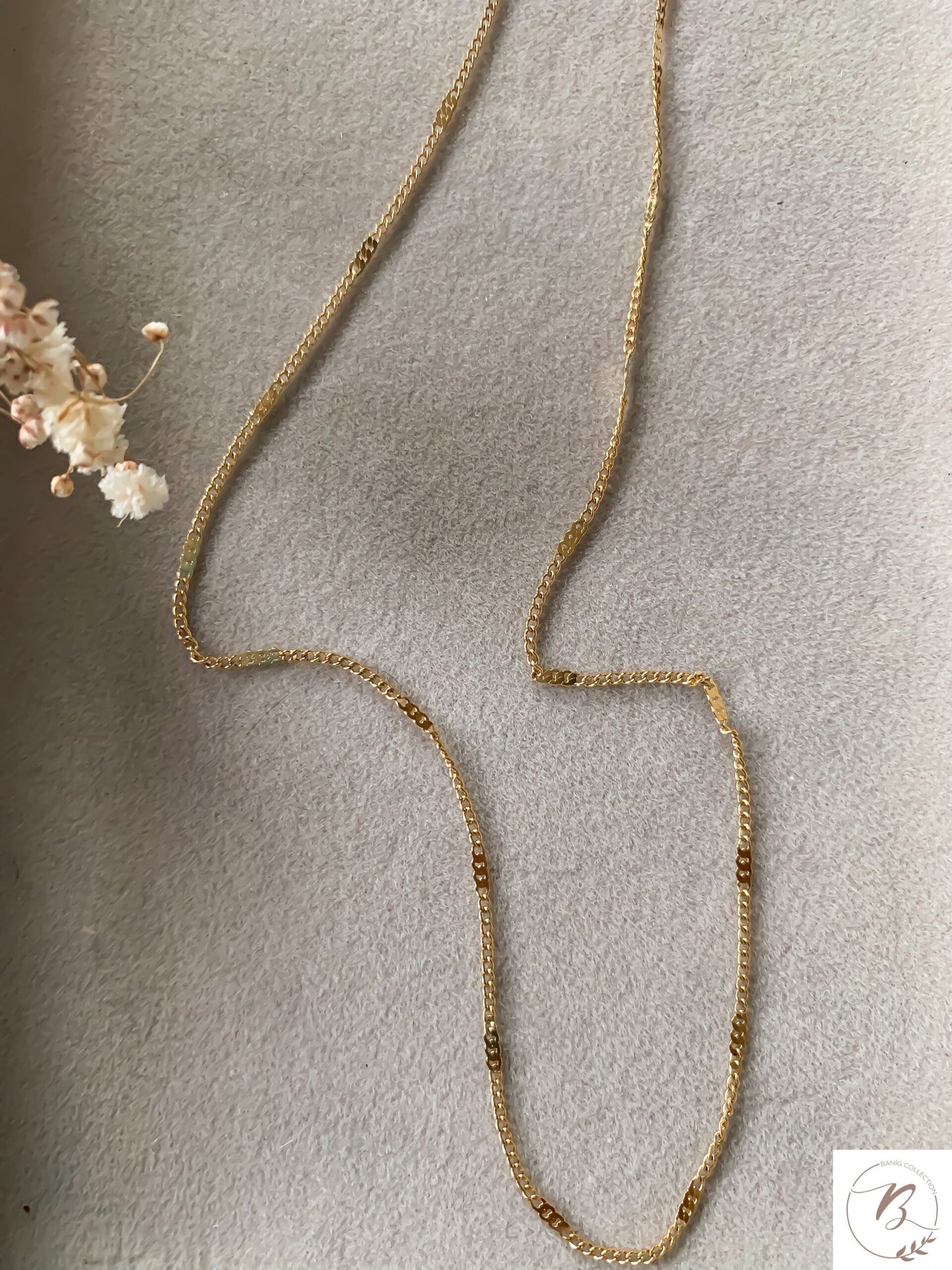 Chloe Minimalist Chain