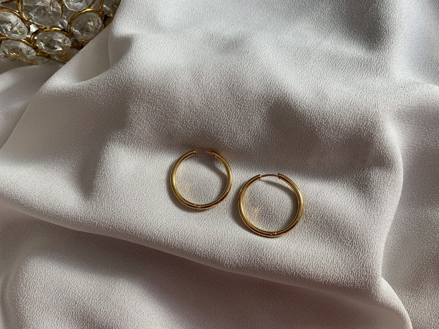 Betty Hoops (Gold)