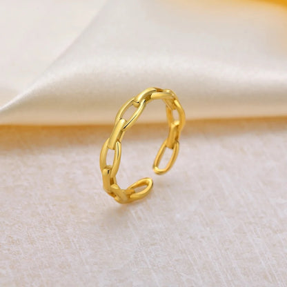 Chloe Resizable Everyday Ring