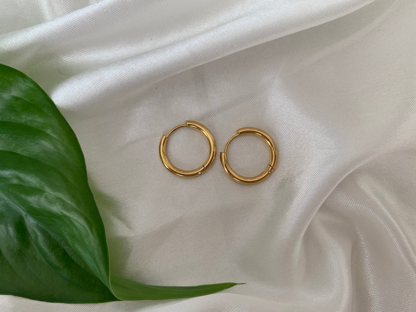 Betty Hoops (Gold)