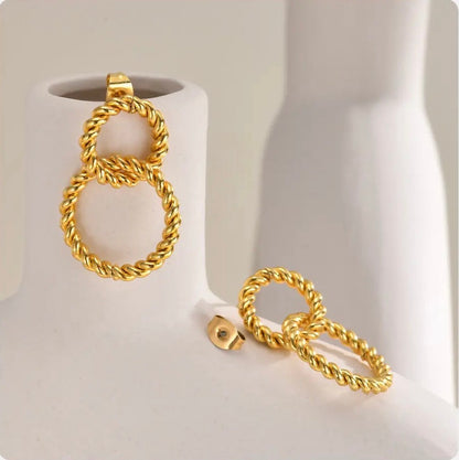 Nora Dangle Earrings