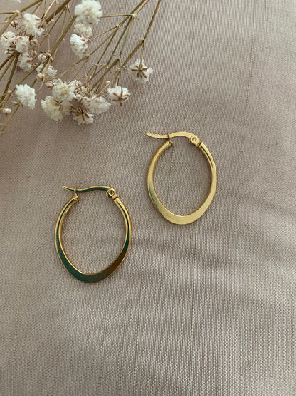 Oval Hoops